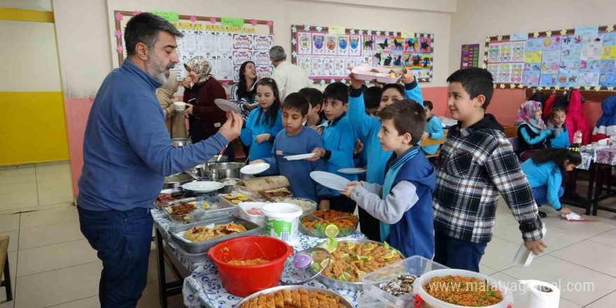 Van’da 'Yerli Malı Haftası' coşkusu