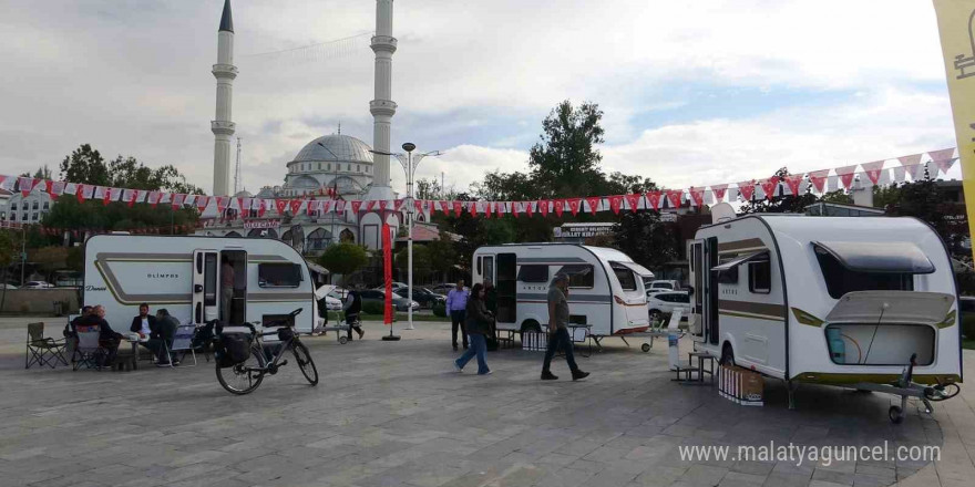 Van’ın yerli karavanları görücüye çıktı