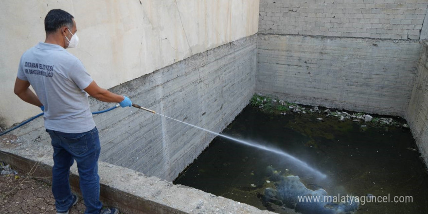 Yağışlar öncesi larva ilaçlama çalışmaları hızlandırıldı