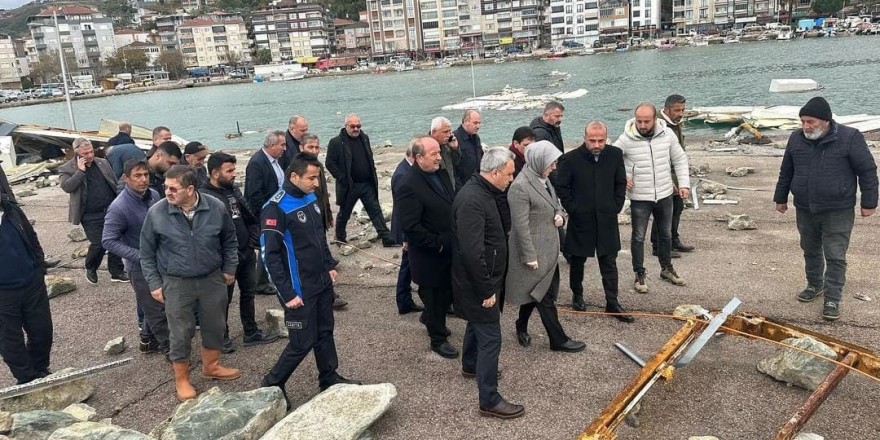 Yalova’da fırtınada zarar gören balıkçı barınağında inceleme