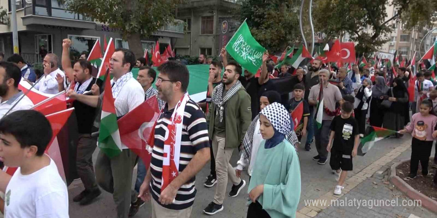 Yalova’da Gazze işgalinin 1. yıl dönümünde protesto yürüyüşü