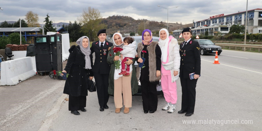 Yalova’da kadına yönelik şiddete karşı farkındalık etkinliği