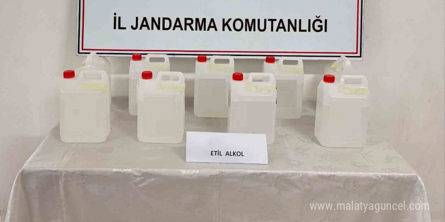 Yalova’da kargoyla yollanan 45 litre etil alkol ele geçirildi