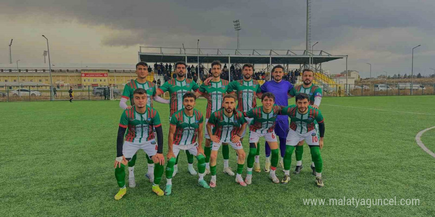 Yaygınspor namağlup lider olarak play-off’lara yükseldi