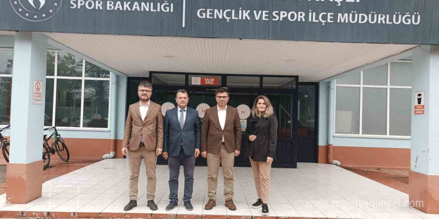 Yazıcı, Kaynaşlılı sporcular ile buluştu