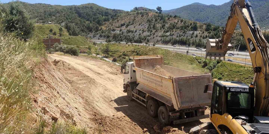 Yeni açılan yollar trafiğe nefes oldu