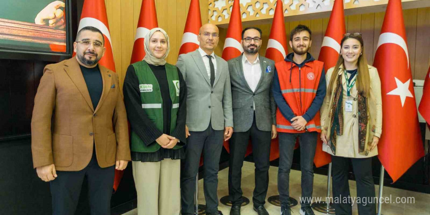 Yeşilay Antalya’dan teknoloji bağımlılığına karşı ODAK projesi: Hedef 20 bin genç