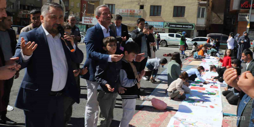 Yetimler Vakfı’ndan ‘Filistinli çocuklar için çiz’ etkinliği