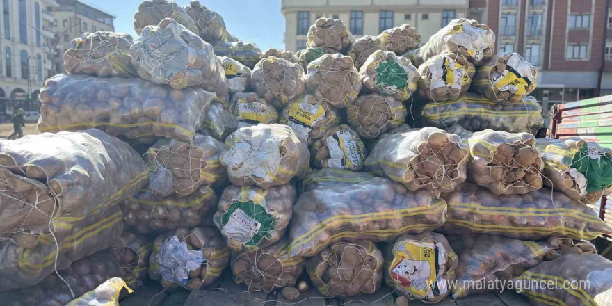 Yüksekova’da patates satışları başladı