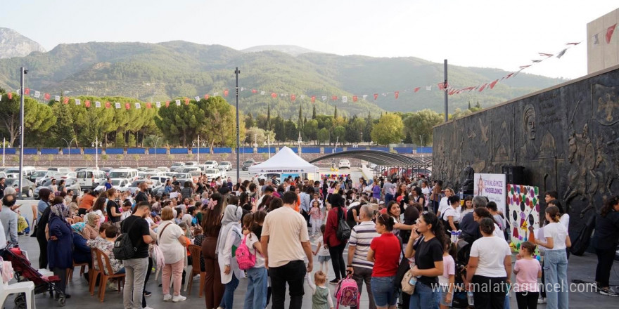 Yunusemre Belediyesinden Kız Çocukları Günü etkinliği