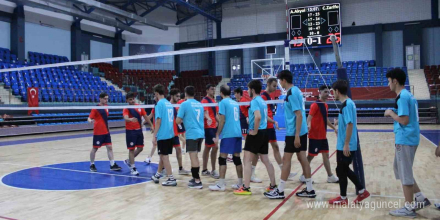 Yurtlar arası voleybol şampiyonası başladı