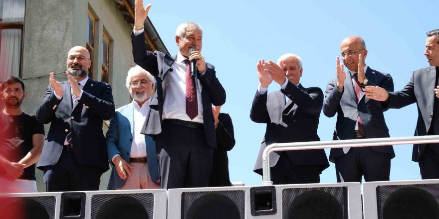 Zeydan Karalar, Pınarbaşı’nda tekrarlanacak seçim öncesi Deniz Yağan’a destek verdi