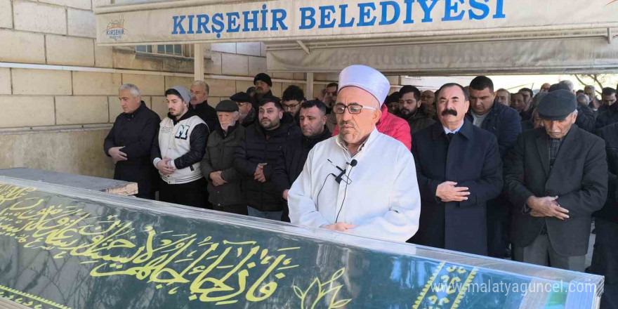 Zincirleme kazada hayatını kaybeden Adıyaman son yolculuğuna uğurlandı