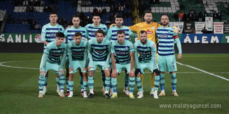 Ziraat Türkiye Kupası: Çaykur Rizespor: 6 - Vanspor FK: 0