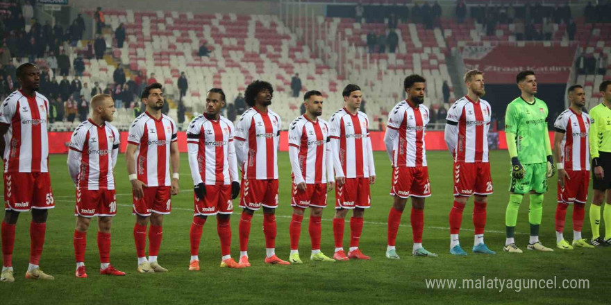 Ziraat Türkiye Kupası: Sivasspor: 0 - Beşiktaş: 0 (Maç devam ediyor)