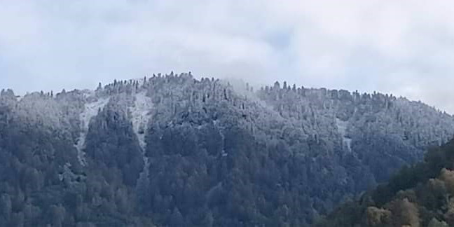 Zonguldak’a mevsimin ilk karı yağdı