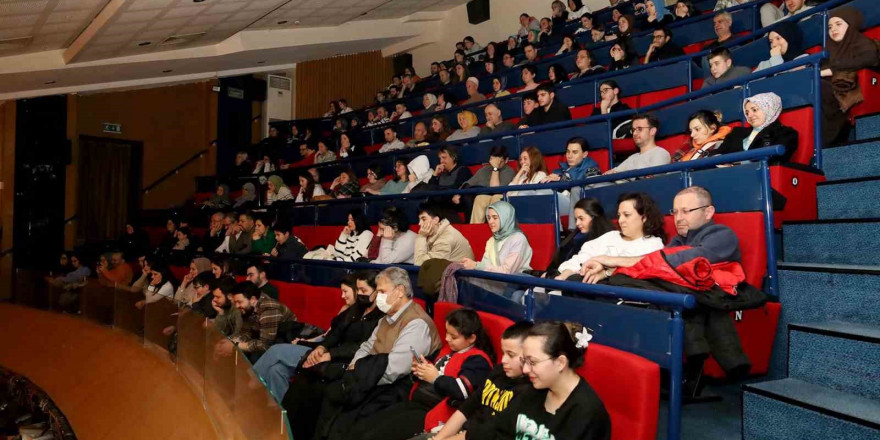 ‘Zoraki Takip’ izleyenleri kahkahaya boğdu