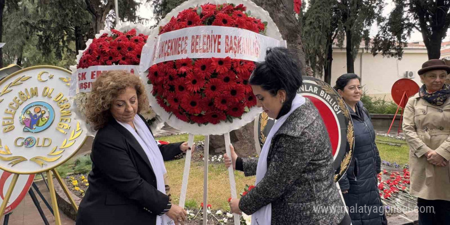 Zübeyde Hanım vefatının 102. yıl dönümünde mezarı başında anıldı